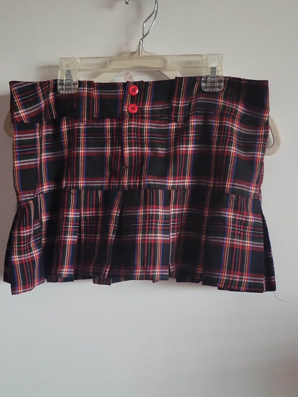 Have Plaid Pleated Mini Skirt - Black and Red